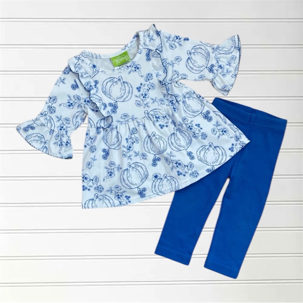 CLASSIC WHIMSY EUC Fall Pumpkin Print Ruffle Blouse Leggings Set
